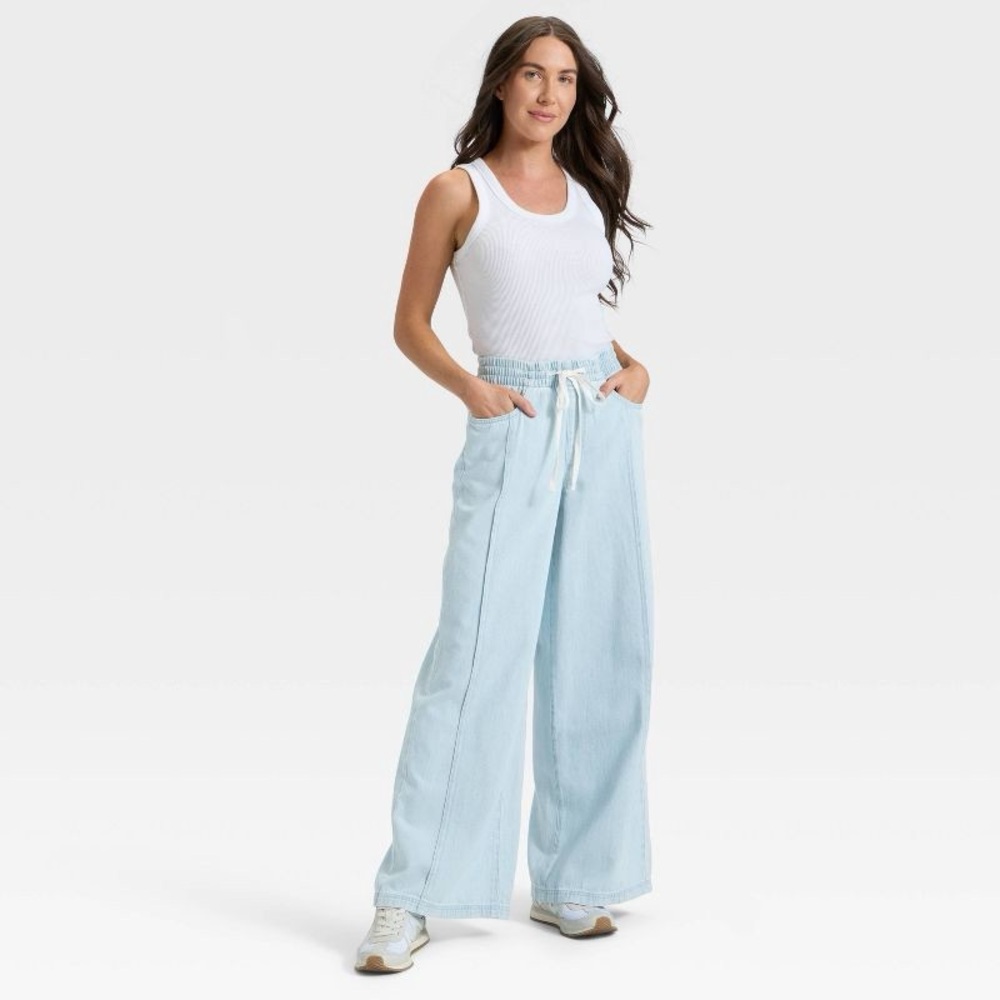 Women's High-Rise Drawstring Wide Leg Relaxed Fit - Universal Thread™